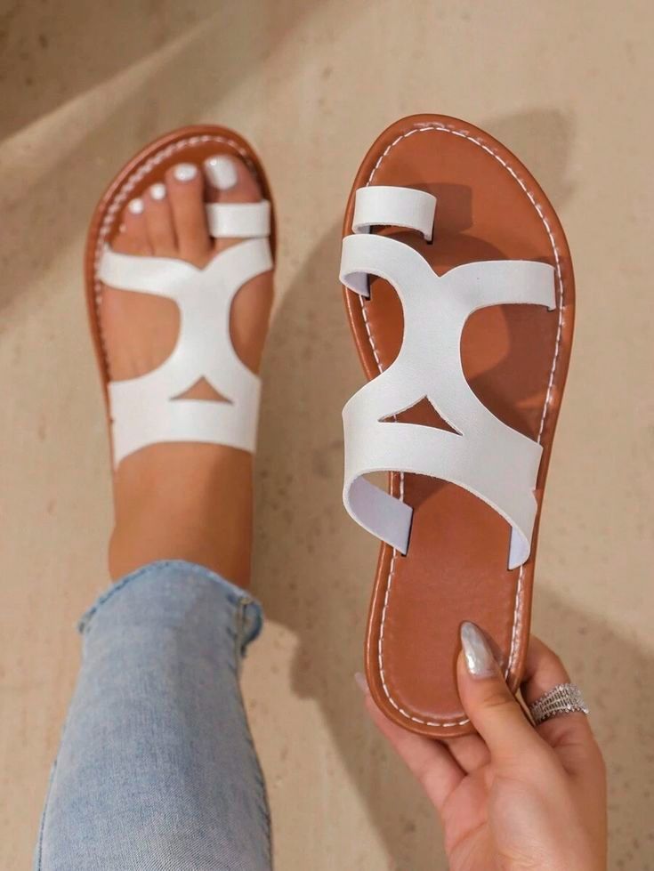 Women's Shoes genuine leather Fashionable Slippers Mom Room Shoes Soft Bottom Word Couple Sandals and Slippers Female Beach Wear Female Ladies Slippers Outdoor Indoor Slippers Unisex Student Open Shoe