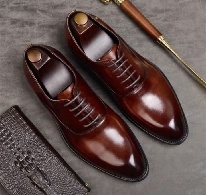 Mens classic genuine leather shoes, official can be worn with khaki , jeans or material trousers, affordable men shoes