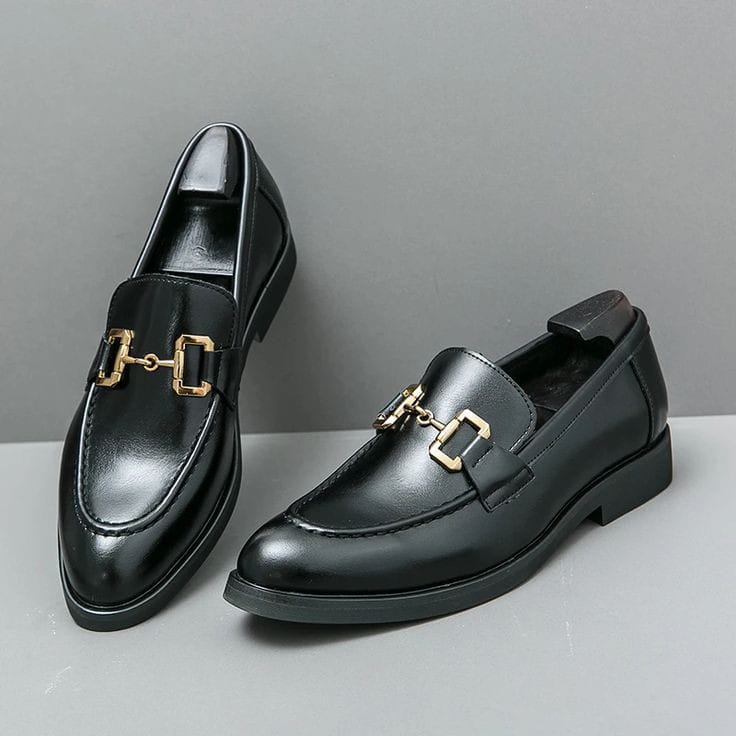 Mens classic genuine leather shoes, official can be worn with khaki , jeans or material trousers, affordable men shoes