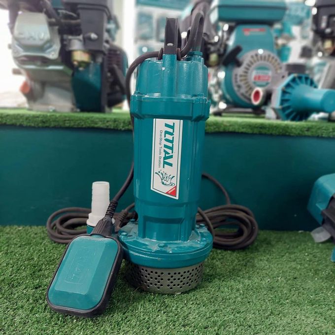 TOTAL TWP65506 Submersible pump 550W(0.75HP)
