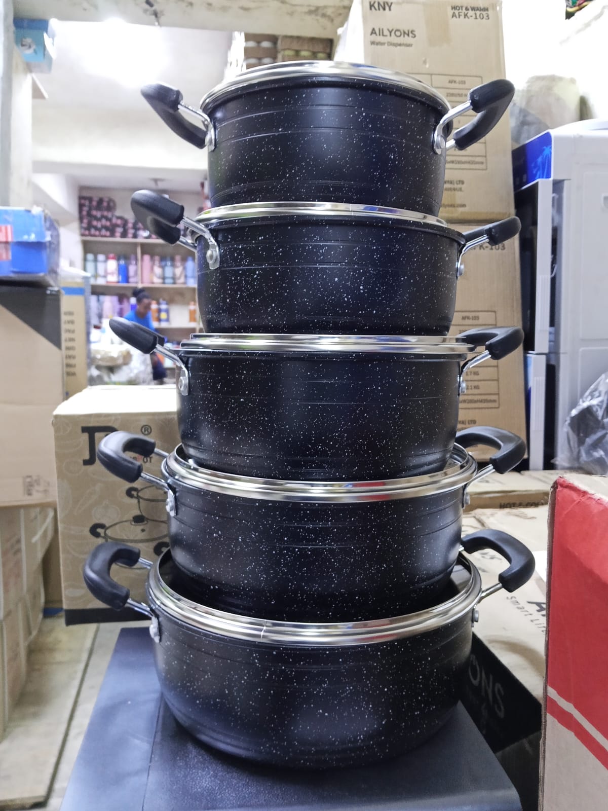 Jamespot 10-piece granite non-stick cookware set, featuring durable marble finish pots designed for easy cleaning and even heat distribution.