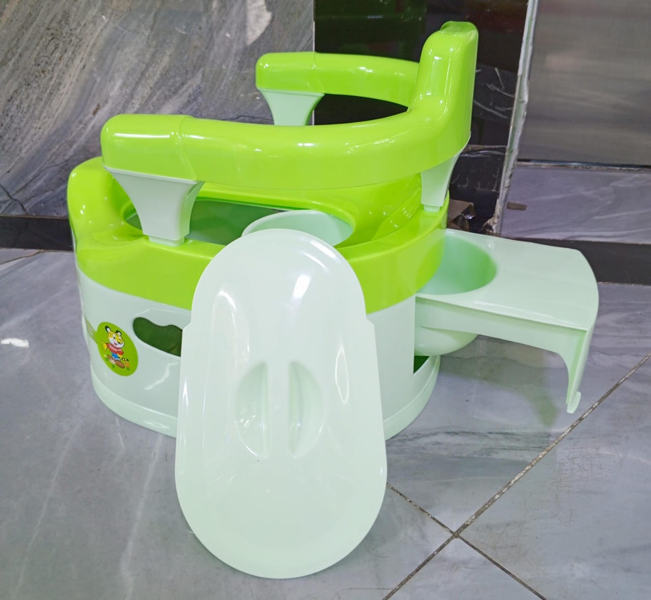 Baby soft toilet Portable Baby Potty Multifunction Baby Toilet Car Potty Child Pot Training Girls Boy Potty Kids Chair Toilet Seat Children's Pot Plastic toilet