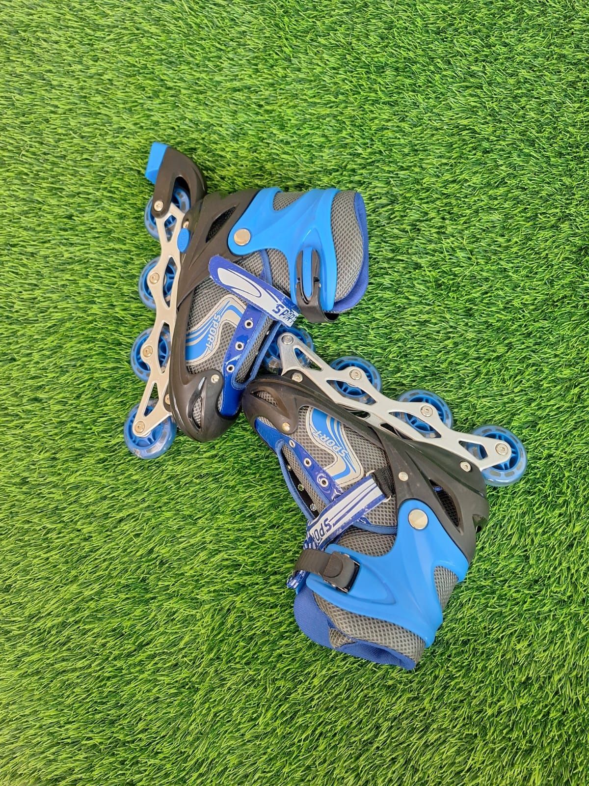 SPORT Four Wheels Inline Adjustable Roller Skates Shoes