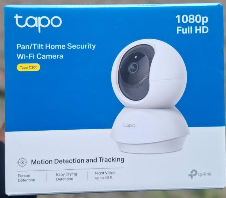 Tp link tapo cameras c200 Motion Detection and Alerts: The device uses smart motion detection technology to send instant notifications to your phone whenever movement is detected.