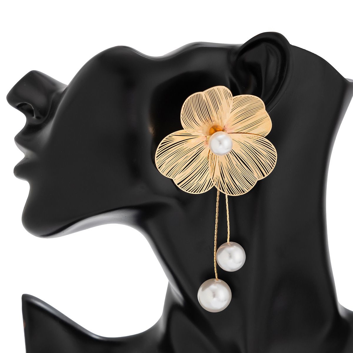Silver Needle Fashion Earrings Long Fringe Pearl Hollow Big Flower Long Dangle Exaggerated Bohemian Earrings Women
