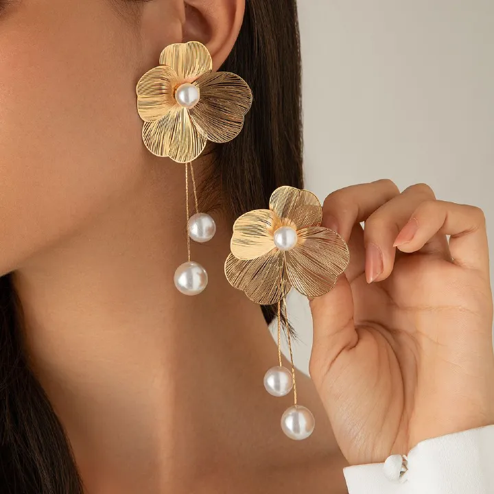 Silver Needle Fashion Earrings Long Fringe Pearl Hollow Big Flower Long Dangle Exaggerated Bohemian Earrings Women