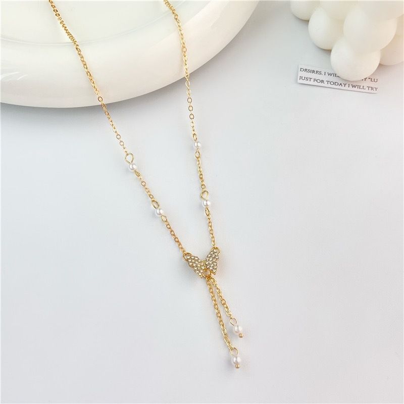 Fashionable Personalized Elegant and Versatile High-end Women's butterfly Pearl Lock Bone Chain Versatile and High End Niche Instagram Style Jewelry Gift