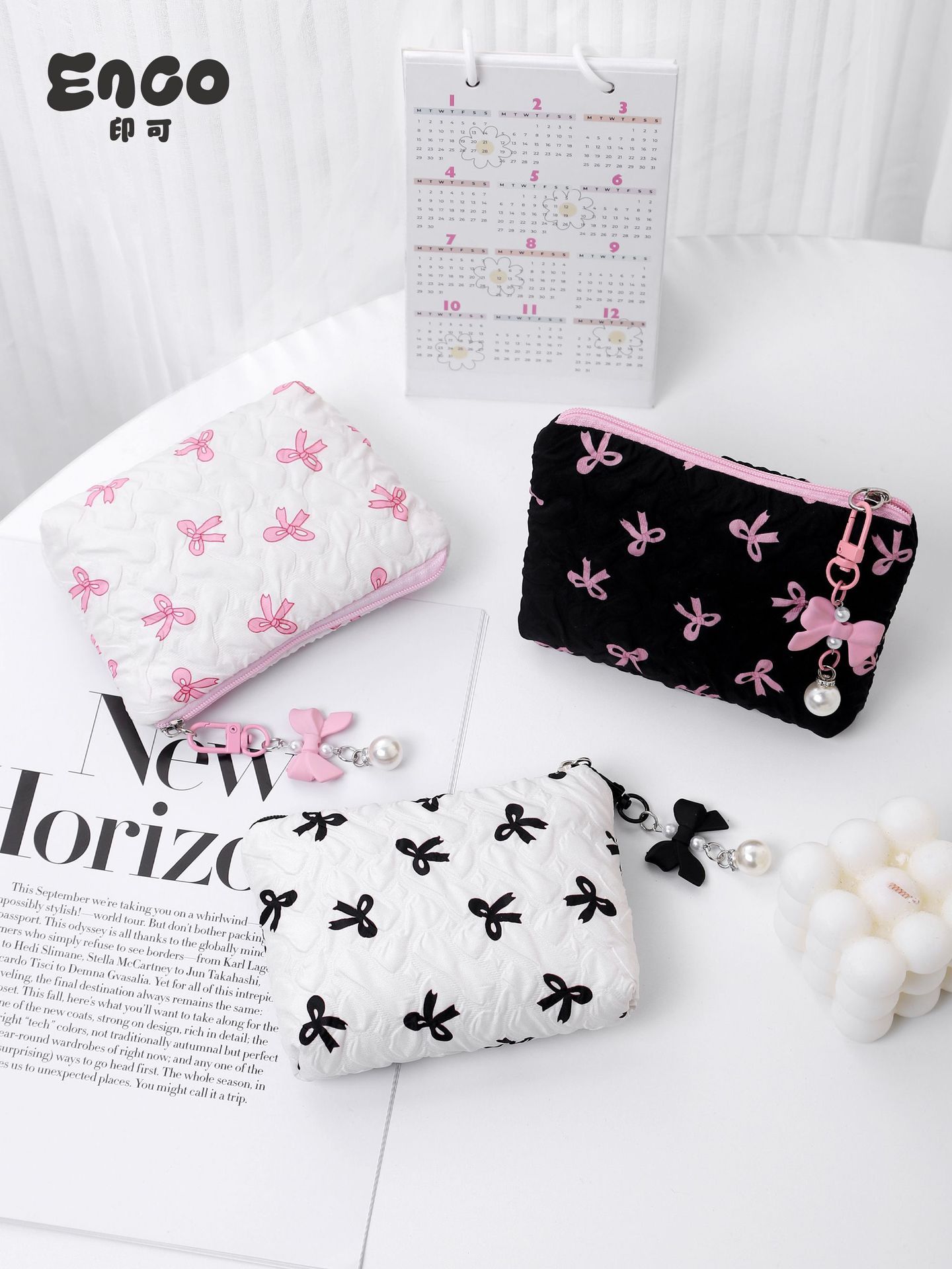 2025 Quilted Makeup Bag Floral Cosmetic Bag Zipper Makeup Pouch Cute Travel Toiletry Bag Organizer