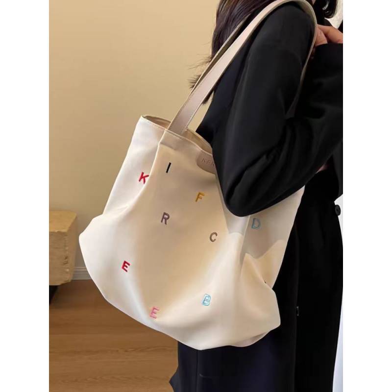 2025 Trendy Shop Bag Woman Canvas Bag Fresh Embroidered Letter Small Fresh Shoulder Tote Bag Fashion