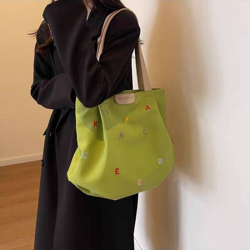 2025 Trendy Shop Bag Woman Canvas Bag Fresh Embroidered Letter Small Fresh Shoulder Tote Bag Fashion