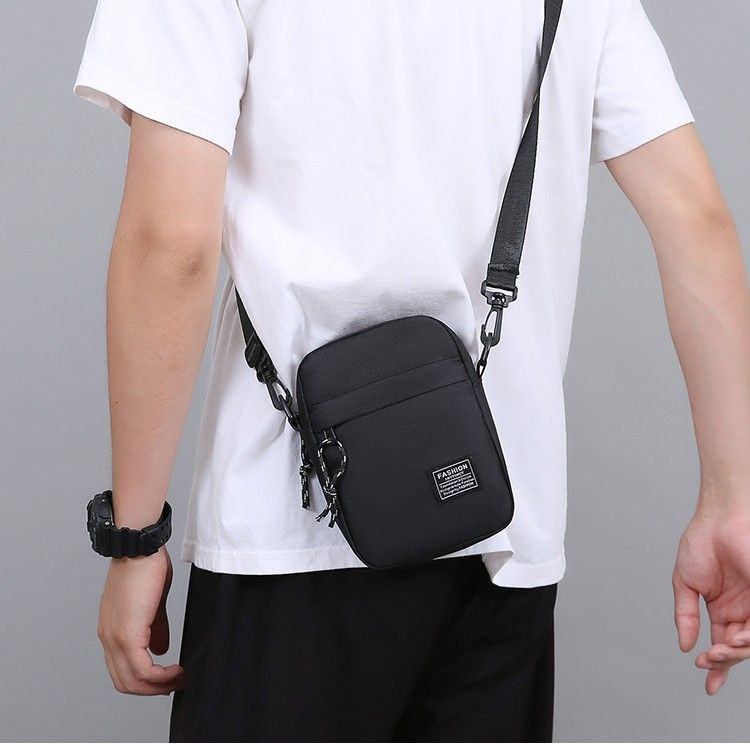 Fashion Men's Crossbody Bag Anti-Theft Lightweight Durable Nylon Small Zipper Shoulder Bag