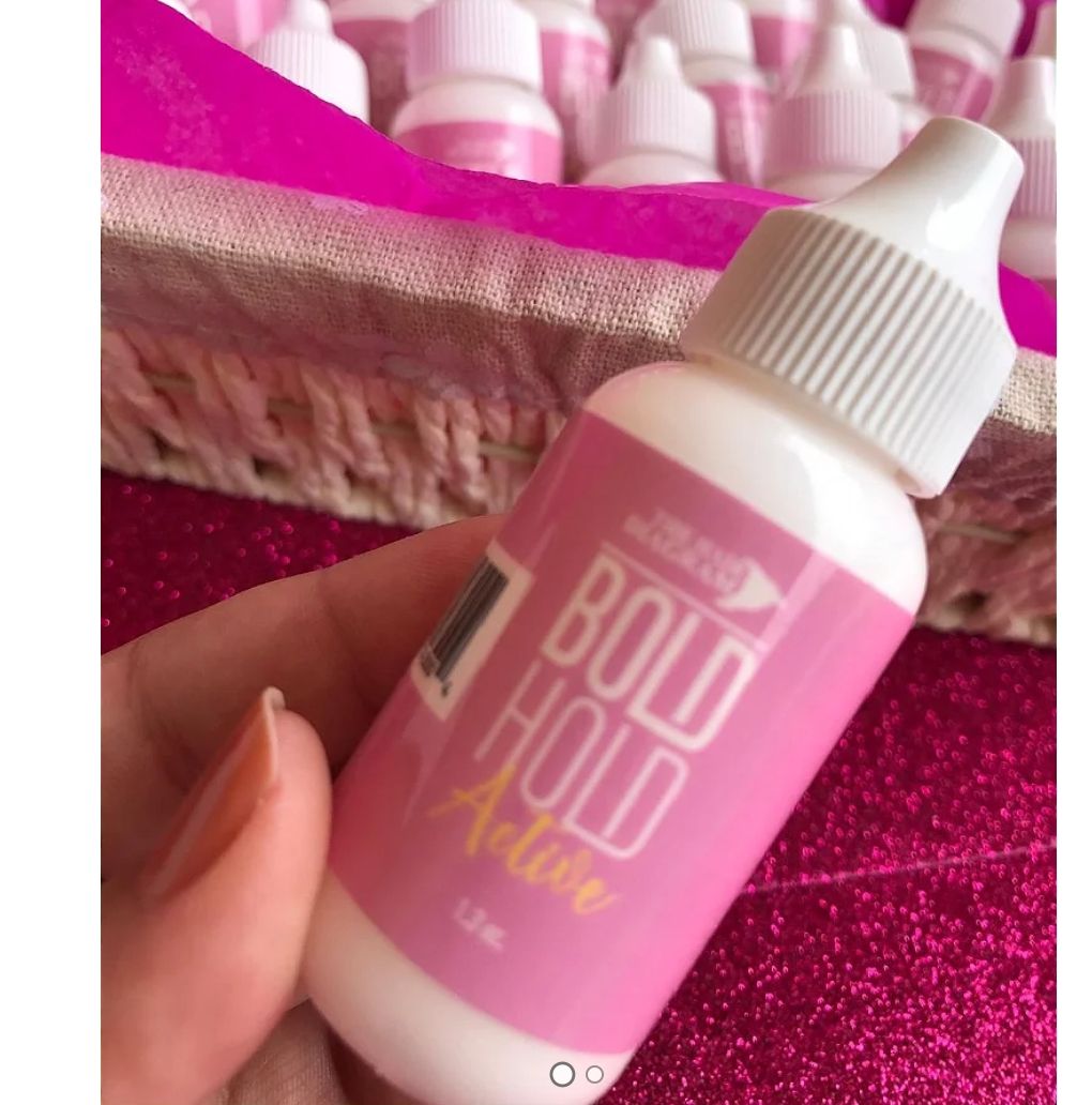 Bold Hold Adhesive Wig Glue For Poly And Lace Wigs And Hairpieces + Wig Remover.