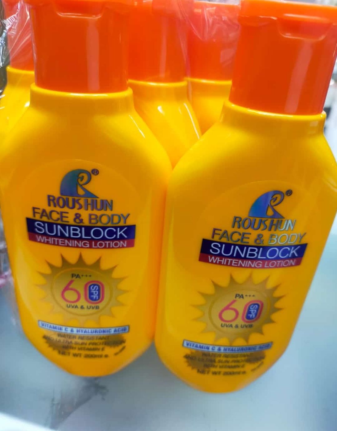 Roushun Face & Body Whitening Sunblock/Sunscreen Lotion-SPF60