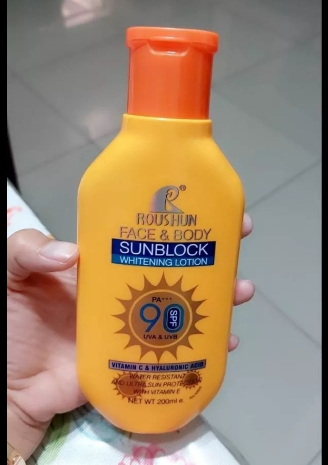 Roushun Face & Body Whitening Sunblock/Sunscreen Lotion-SPF90