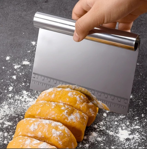 OFFER MOTO MOTO !!! Pro Dough Pastry Scraper/Cutter/Chopper Stainless Steel Mirror Polished with Measuring Scale Multipurpose- Cake, Pizza Cutter - Pastry Bread Separator Scale Knife.