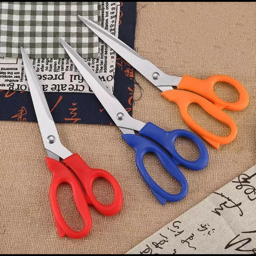 1pc Professional 8.5 inch fabric scissors, Tailor Scissors Sewing Multipurpose Scissors, School scissors with Comfort Grip, Clothes Scissors, for Fabric for Office, Home, Leather PP Bag