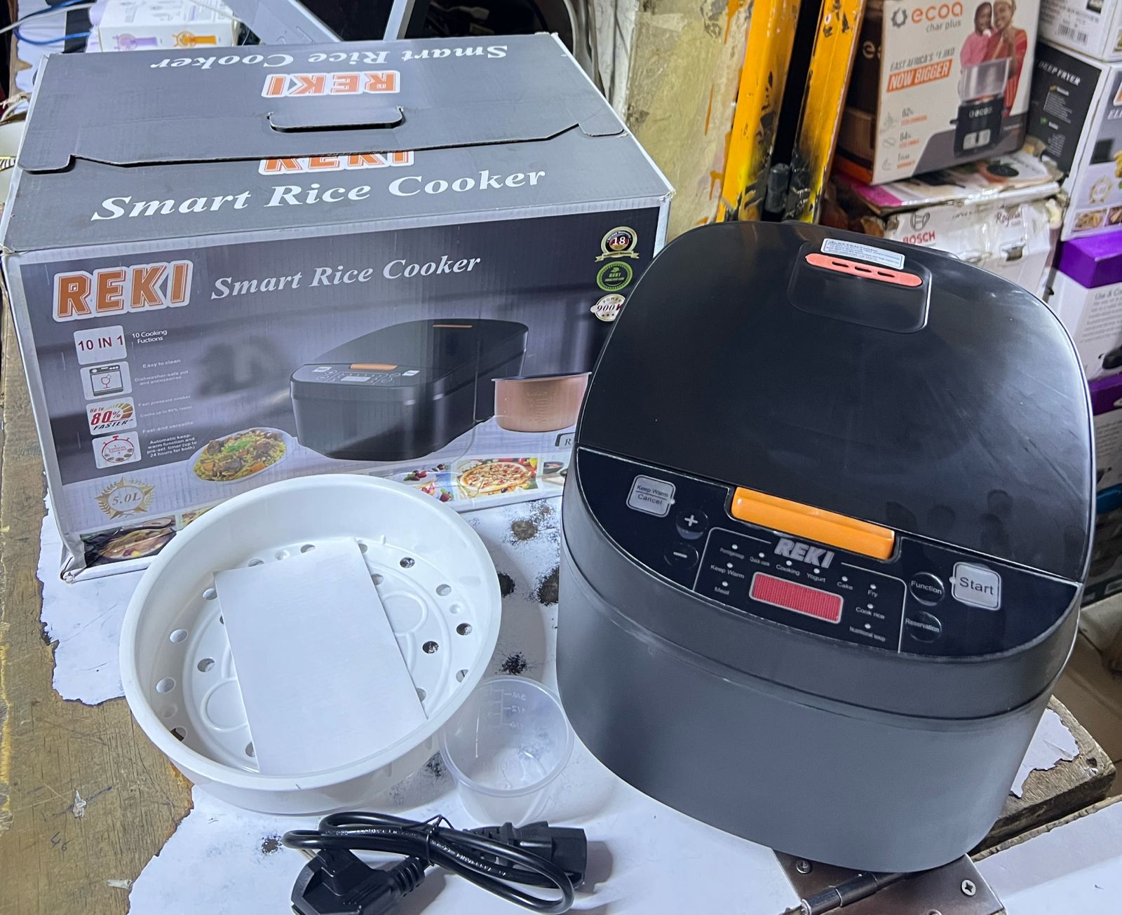 10 in 1 REKI digital 5Lmulticooker, rice yorghurt , baking ,cereal ,steaming etc, 900watts, Maximum Capacity 5L, Two layers of nonstick coating, 8 security protection10 function menu