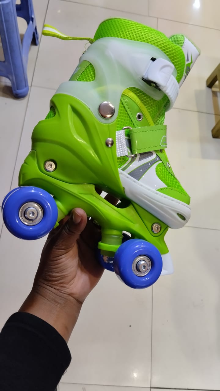 QUARD SKATES (SIZE 31 -34) - Four Wheels Skating Shoes ,  four-wheeled roller skates that have two wheels in the front, and two in the back on each skate.