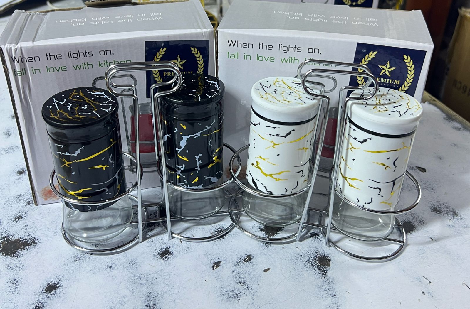 DELUXE 2 PCS MARBLE PROFILE GLASS SALT SHAKER + STAND It can be used to store salt, sugar, sauce, chicken stock, pepper, chili powder, nuts, coffee and other condiments, and it can be reused.- -