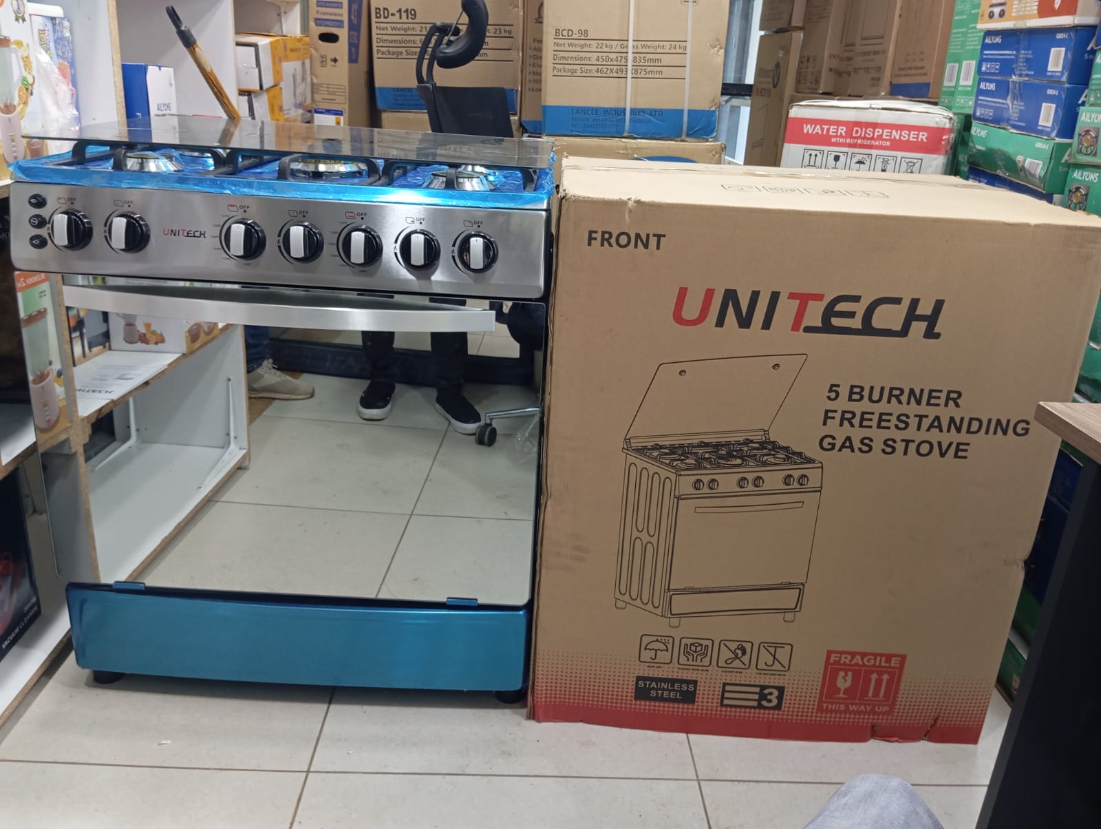 60*80 Unitech 5 burner freestanding  full gas cooker, Free standing cooker, Gas Oven, 5Gas burners, Strong glass lid.