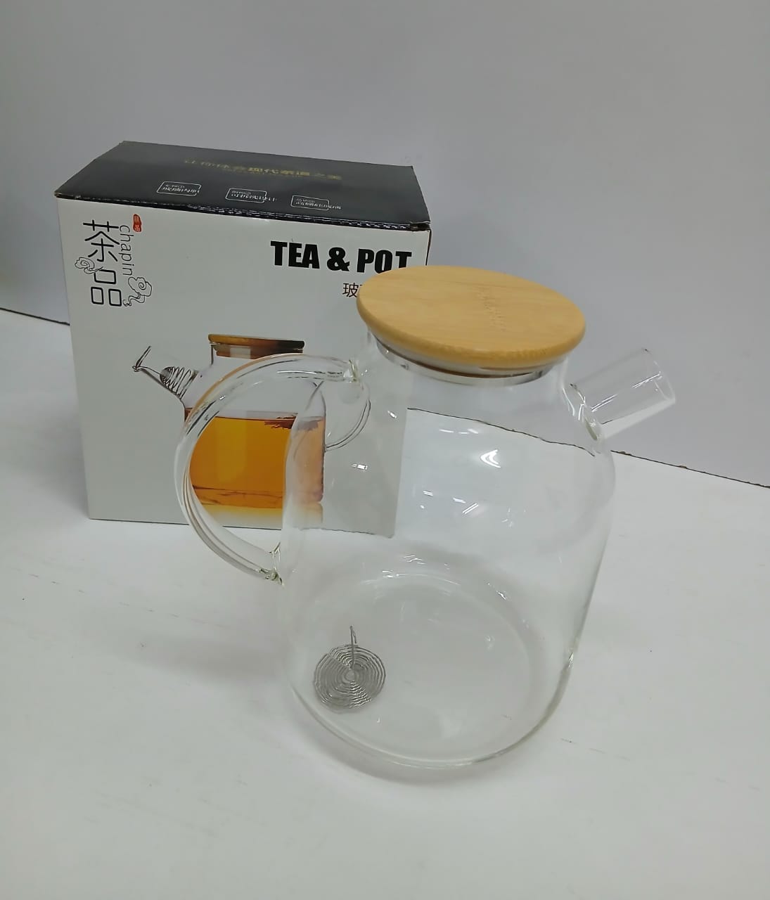 TEA POT/KETTLE. 1.8 Litres Heat-Resistant Glass Teapot – Durable & Elegant, Brew and serve your favorite tea in style with this Heat-Resistant Glass Teapot. Crafted from durable, high-quality glass.