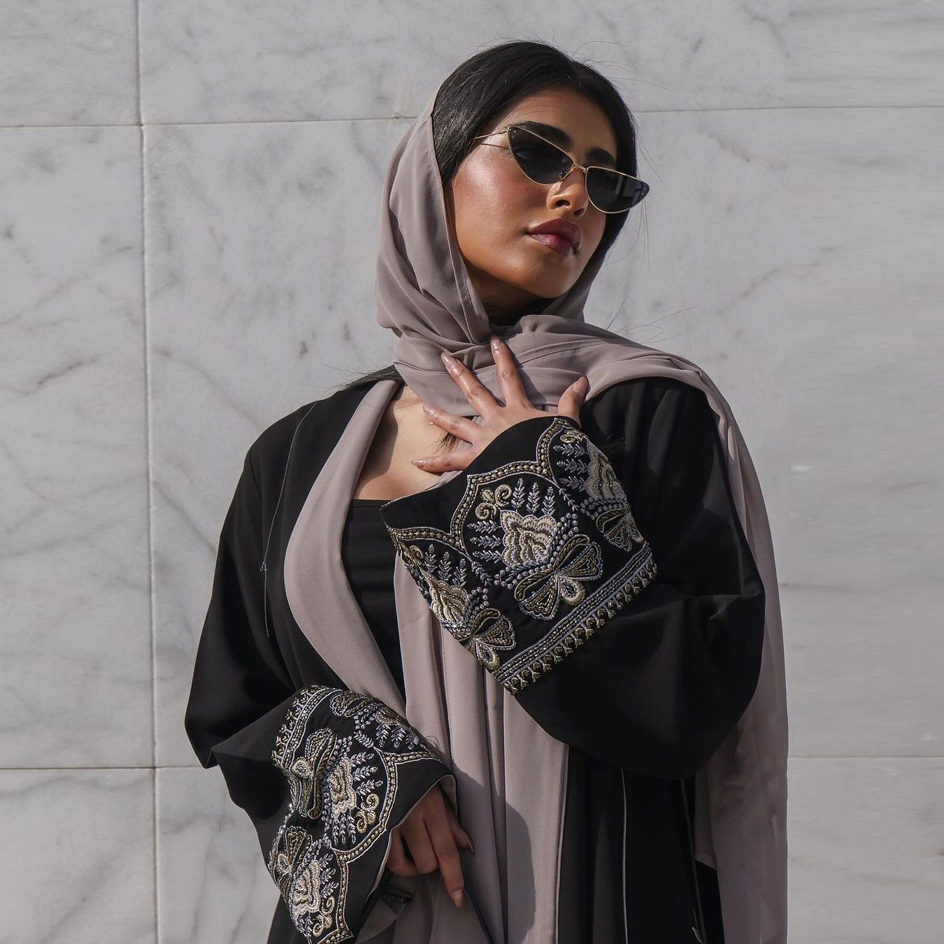 New Product Selection MQ105 Muslim Fashion Embroidered Patchwork Abaya Waist Cardigan Trendy Ins Spring/Summer Elegance Commuter Dress Robe
