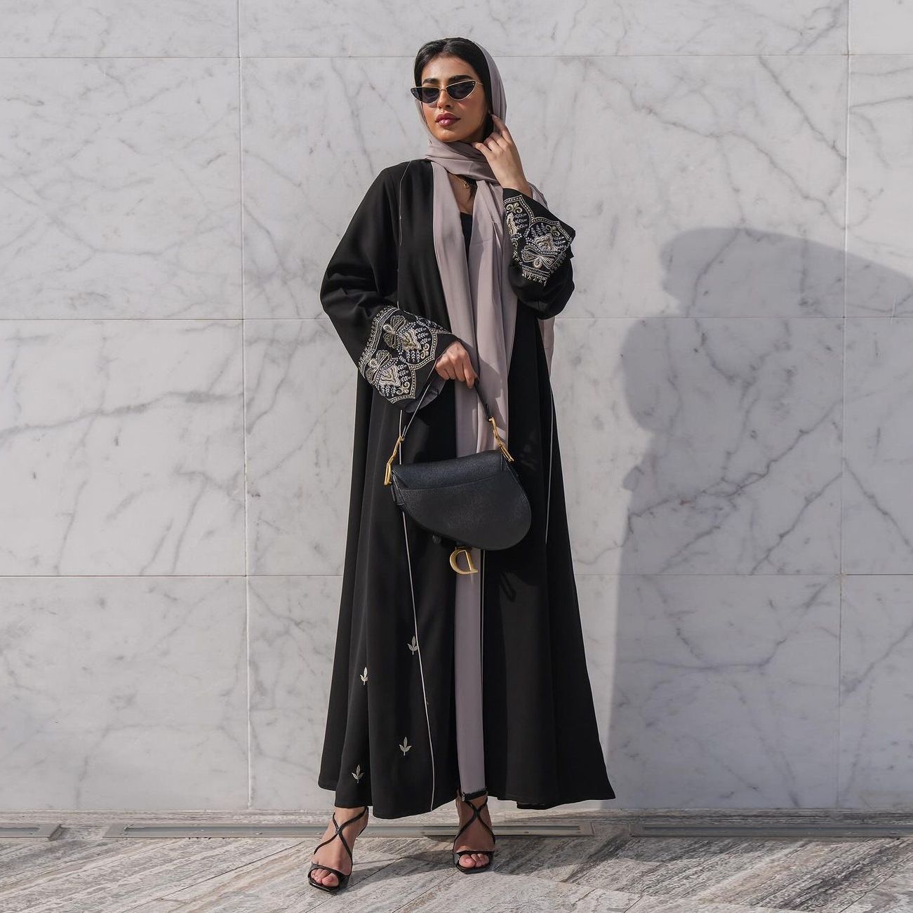 New Product Selection MQ105 Muslim Fashion Embroidered Patchwork Abaya Waist Cardigan Trendy Ins Spring/Summer Elegance Commuter Dress Robe