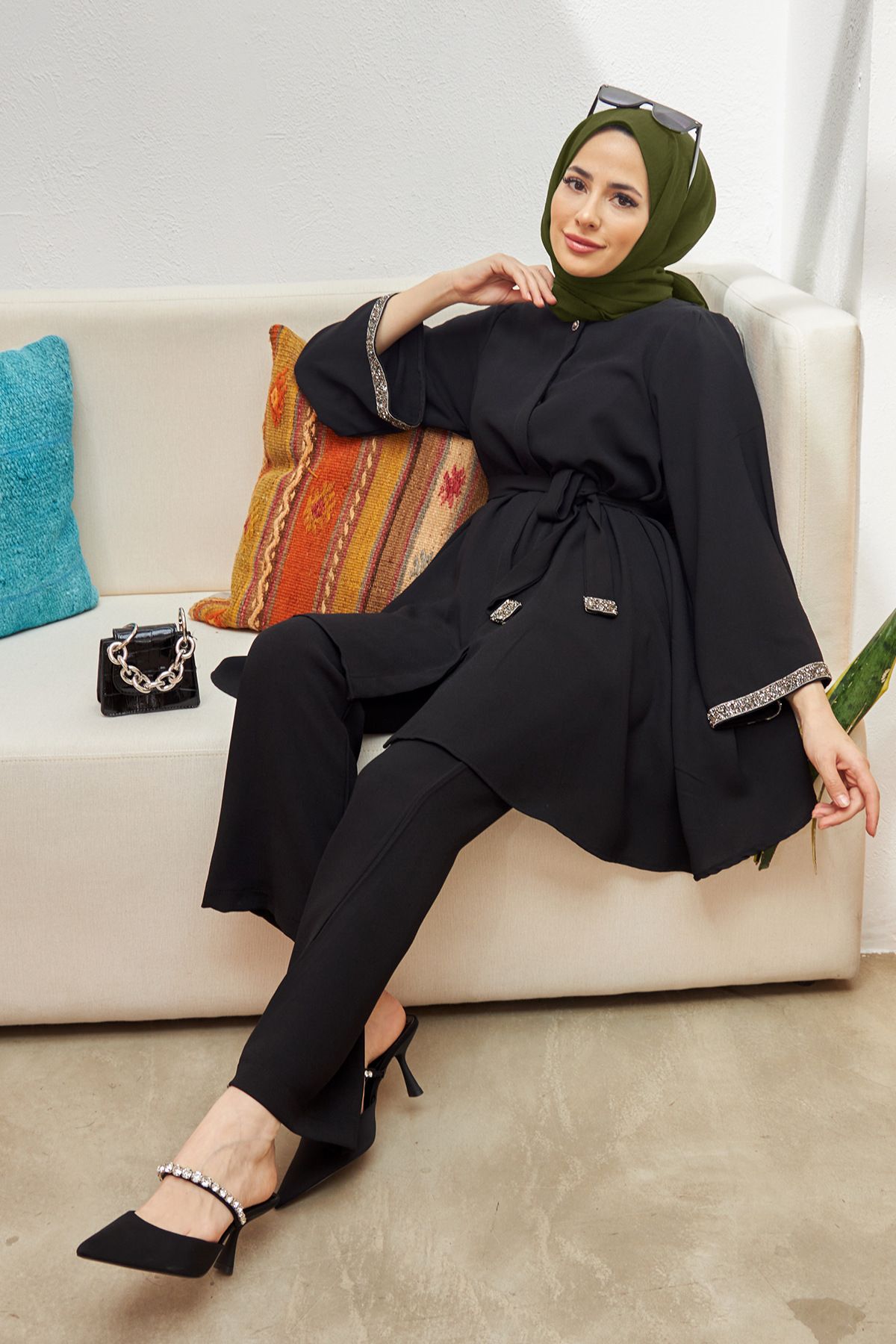 New Product Selection 2216 # Cross border Foreign Trade Middle East, Europe and America Muslim Women's Fashion Hot Diamond Loose Top Bellbottom Pants 2-piece Set