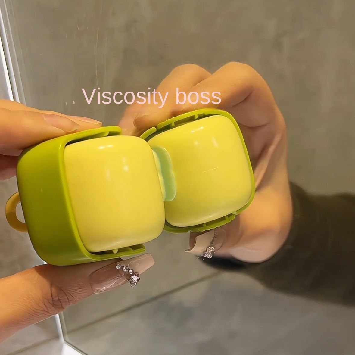 Reusable Adhesive Lint Roller – Washable Pet Hair Remover for Clothes & Home