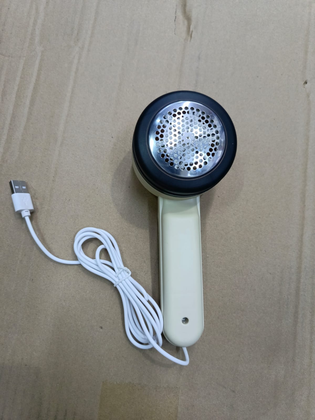 Electric Lint Remover – Rechargeable USB Fabric Shaver with Cyclone Suction