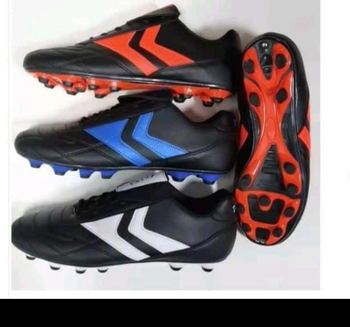 High Quality unisex 🔥 soccer/football boots🔥🔥