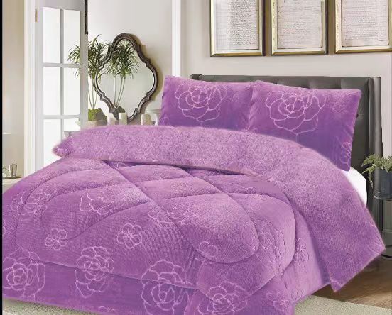 Shiny single woolen Duvet 1pc Size 5*6" Purple - NOTE; No Bedsheet and no pillowcases