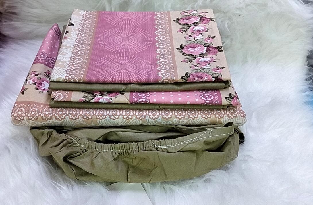 6*7 6 PC Mix and Match Bedsheets. 1 pc pattern bedsheet, 1 pc plain fitted bedsheet and 4 pcs pillow cases.
