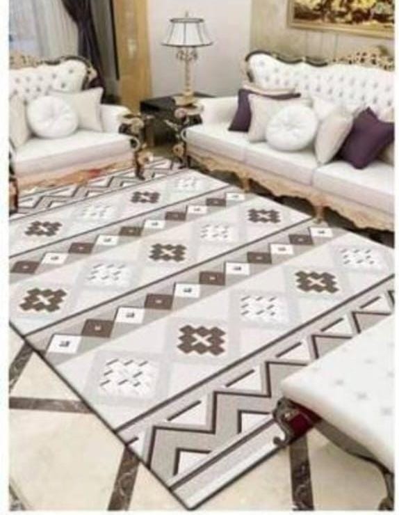HD CARPETS. 5*8 Quality Classy HD Carpets With Quality Antislip lower side.