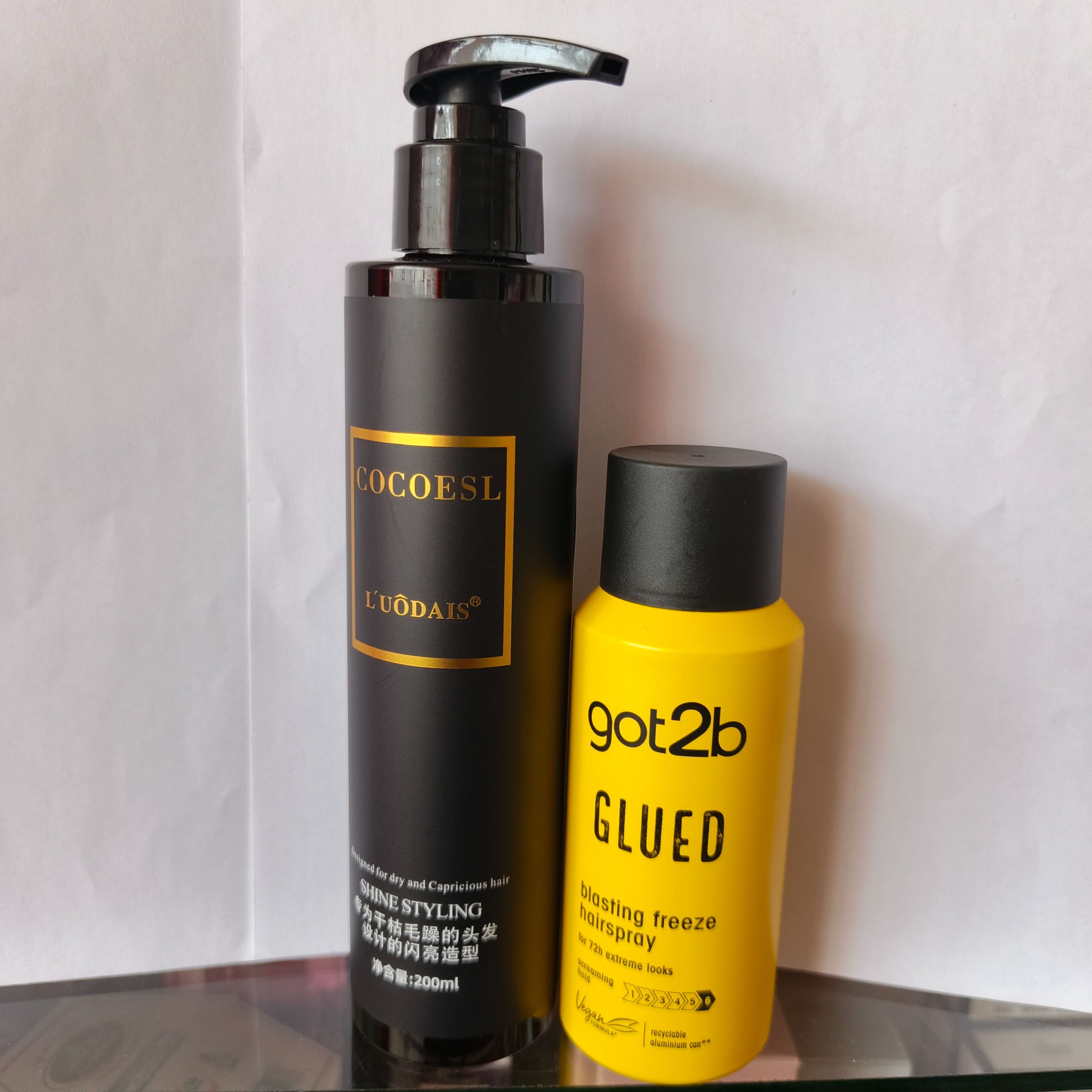 Got2b Blasting freeze spray  + FREE Human hair curl keeper
Wig Hair spray glue + free curl keeper