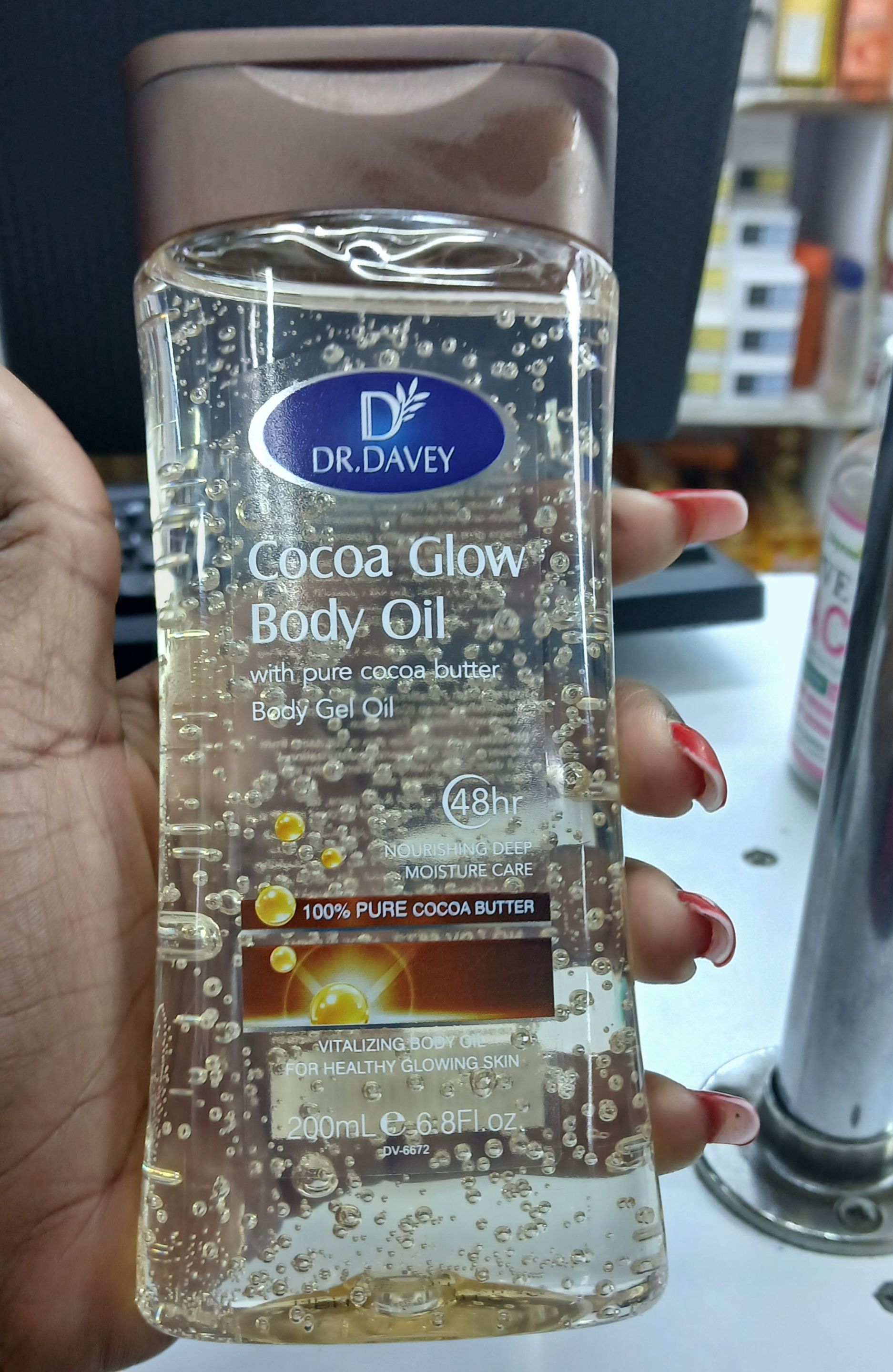 Cocoa Glow Body Oil - For Glowing Skin, Locks in Moisture to help Revitalize Dry and Dull-looking Skin, made with 100% Pure Cocoa Butter + Replenishing Oils 6.8oz - 200ml