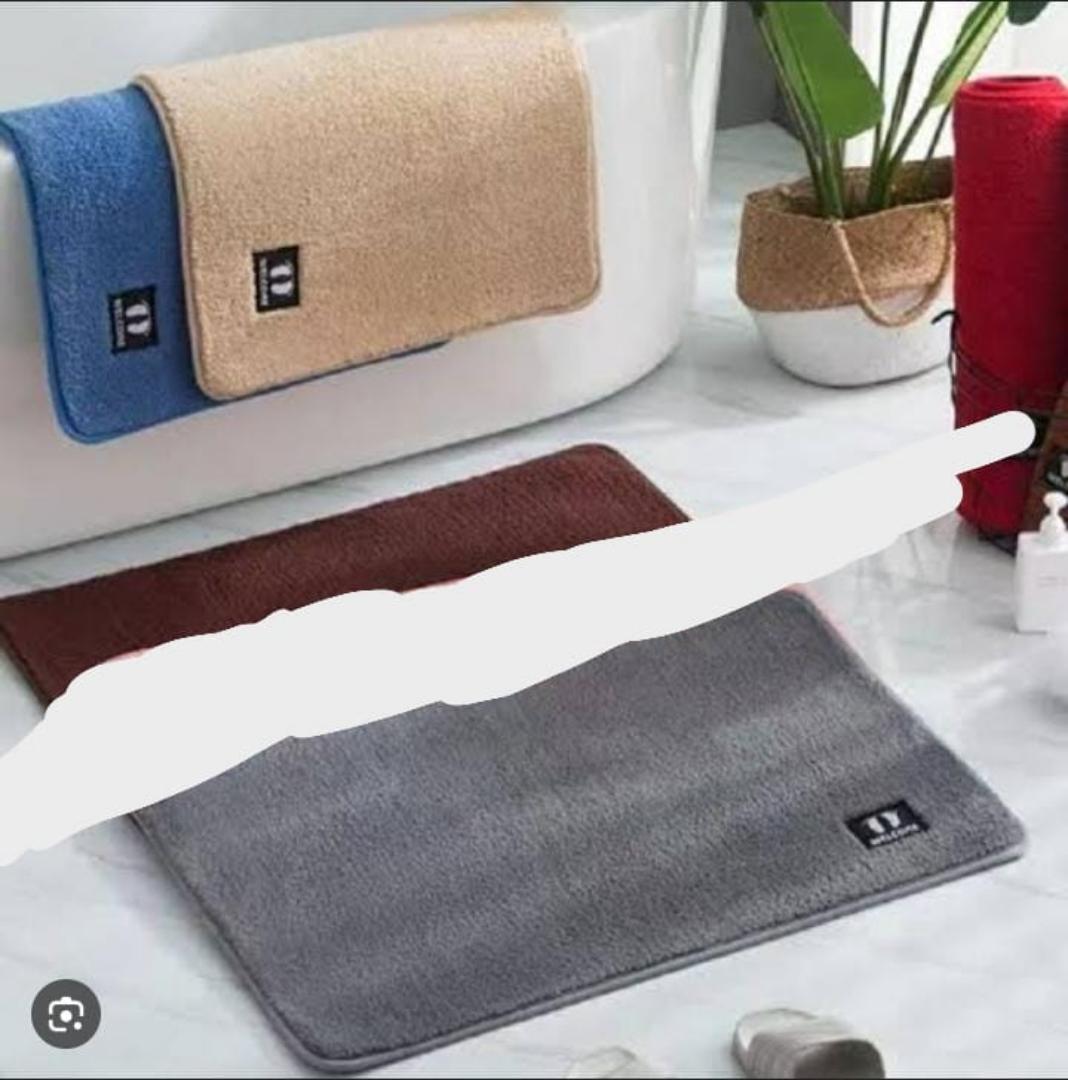 [CLEARANCE OFFER] Quality Bathroom/door mats Absorbent 
Size 50/80 CM