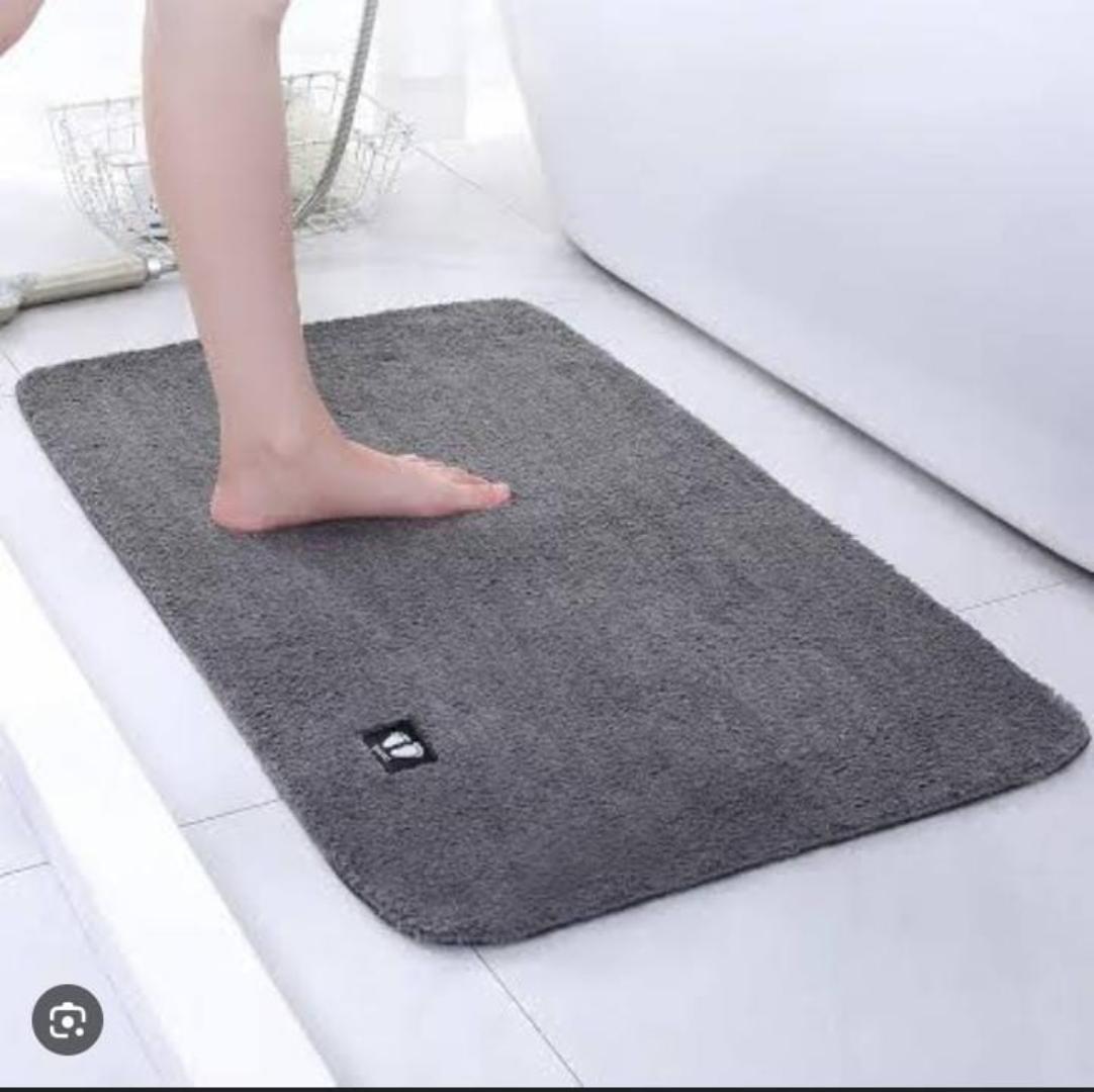 [CLEARANCE OFFER] Quality Bathroom/door mats Absorbent 
Size 50/80 CM
