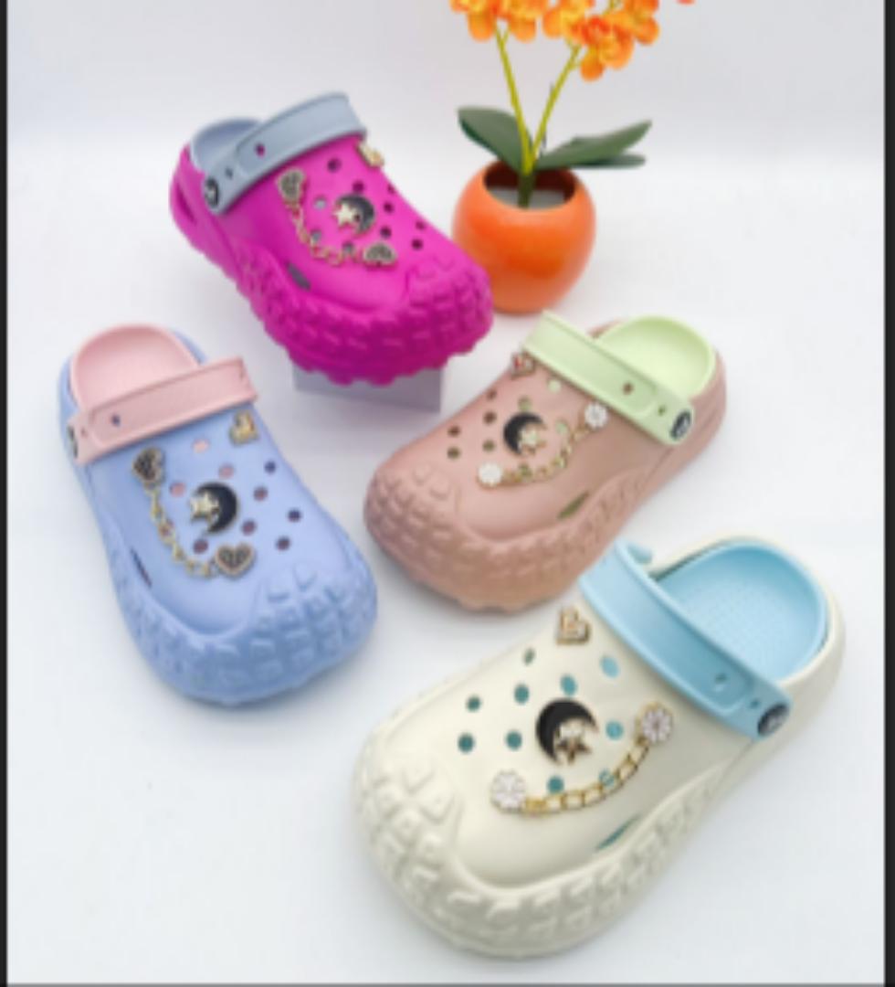 [CHRISTMAS OFFER] Fashion Women Clocs Ladies Clog Shoes Ladies Clogs Summer