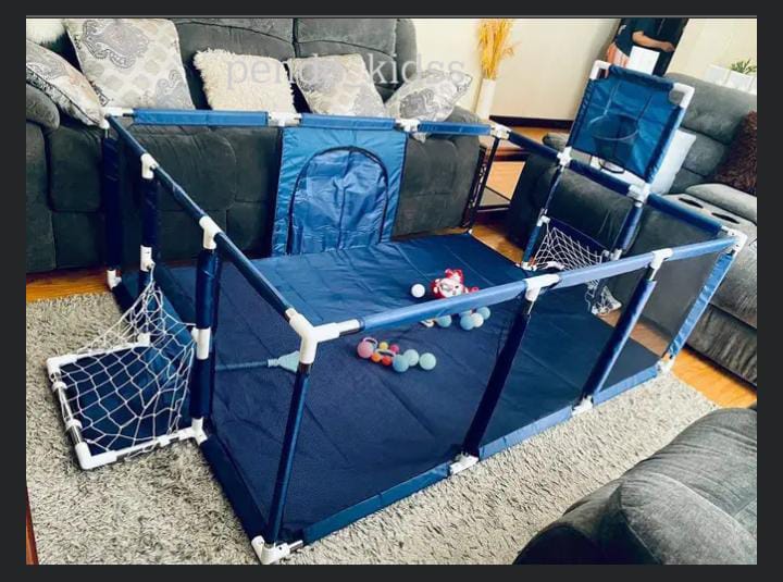 Rectangular baby playfence)