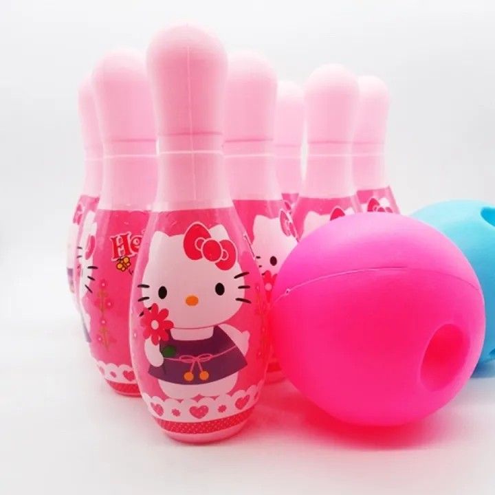 Hello Kitty Kids Bowling Set – Cute Cartoon Plastic Bowling PlaySet for Indoor & Outdoor Fun, Lightweight & Safe Toy Game for Toddlers and Children