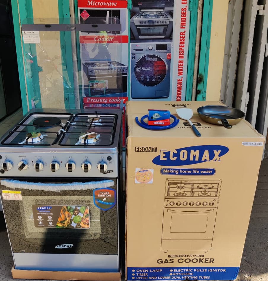 50*55 Ecomax 3+1  standing cooker

With Free Gas Pipe, Spatula, Frying Pan, 13Kg Regulator & Clips🦋Electric oven with upper and down heating tube

With 1 big rapid hotplate

Pulse ignition for the ga