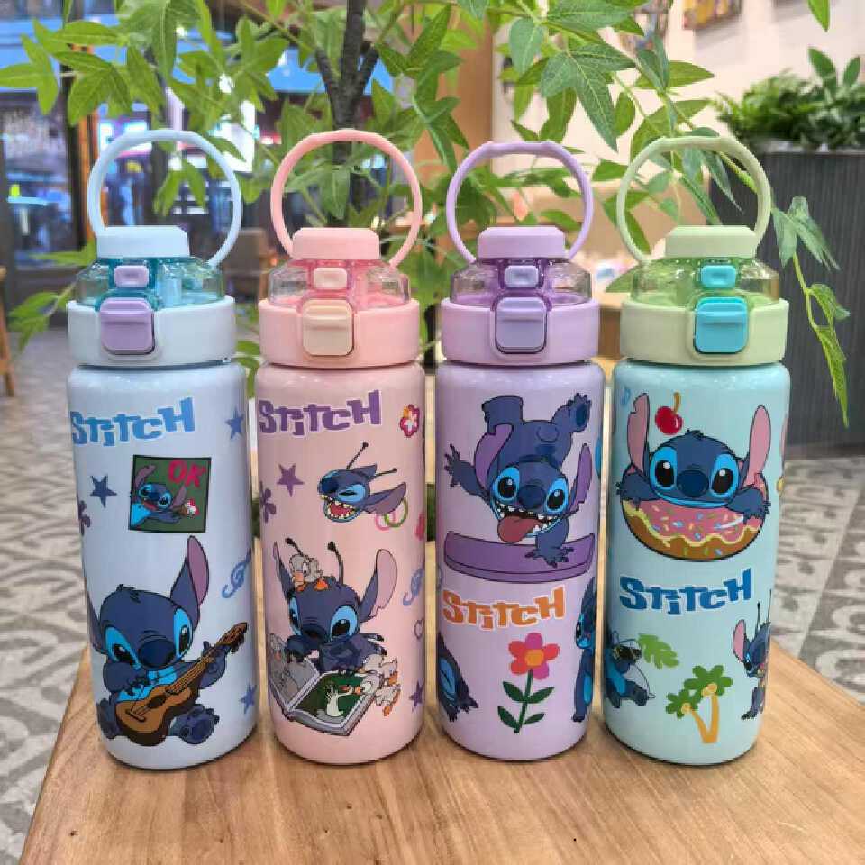 🎀500ml Kids Cartoon Straw Water Bottle – Leak-Proof, Flip-Top, Carry Strap😶‍🌫️The fun cartoon prints—dinosaurs, rainbows, cars, and ocean animals—make it a favourite for children. Made from safe, h