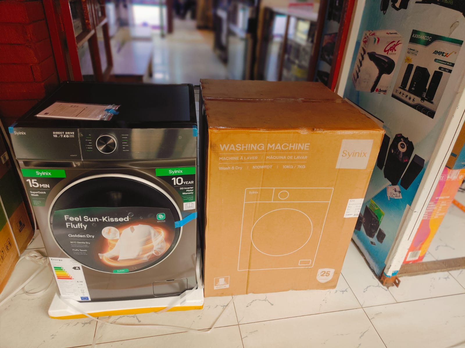 Syinix 10/7kg Wash & Dry Washing Machine – One Machine, Total Laundry Freedom!

Upgrade your laundry game with the powerful and efficient Syinix 10kg Wash / 7kg Dry combo—the perfect all-in-one machin