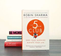 The 5 AM Club Book by Robin Sharma (free bookmark)