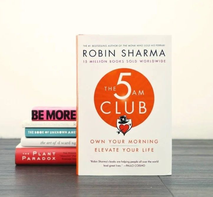 The 5 AM Club Book by Robin Sharma (free bookmark)