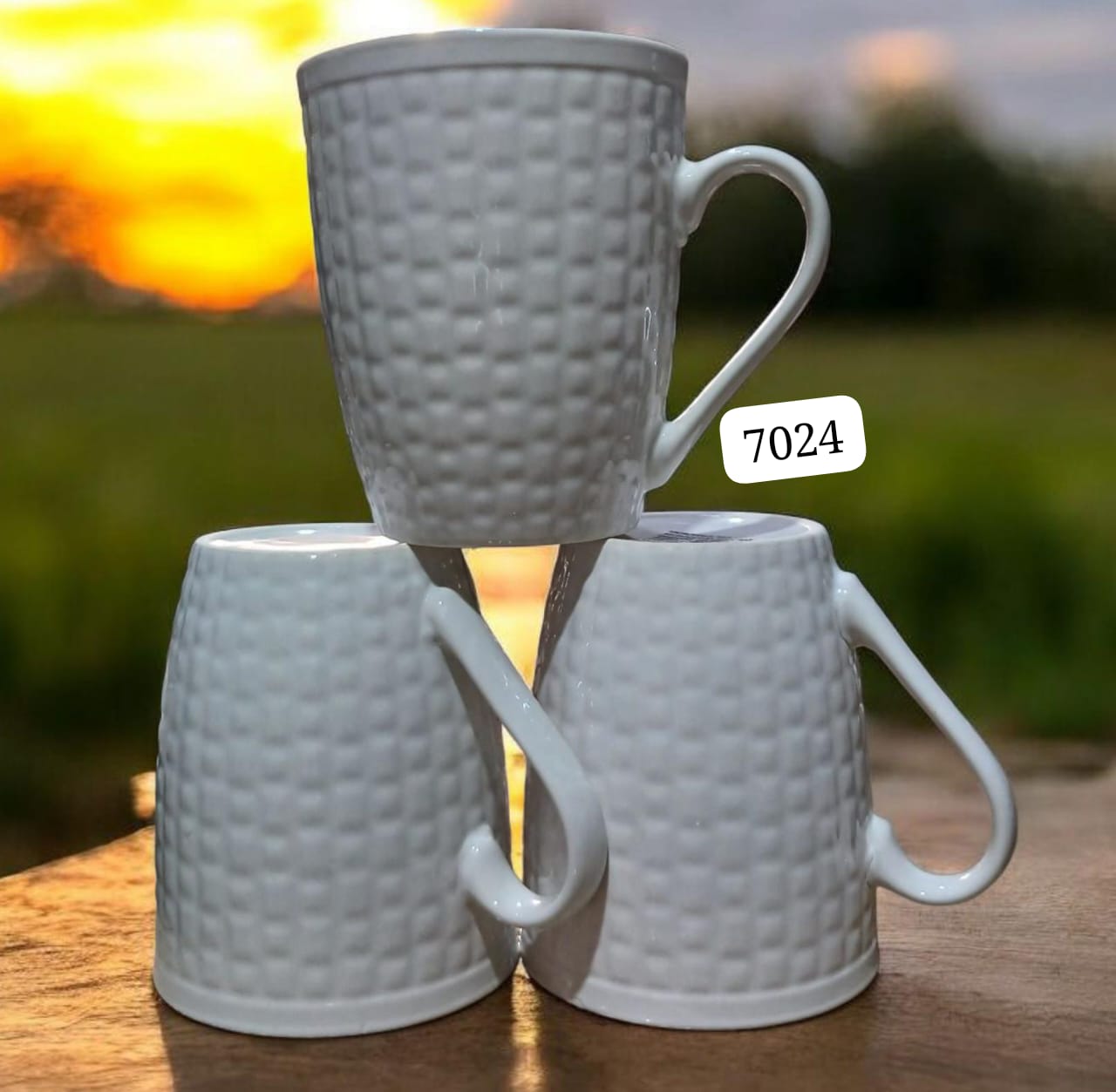📍🍂TOP QUALITY 🍂📍Classic Ceramic Mugs For Tea/Coffee Set(6) (Vikombe).High Quality Ceramic mug
Perfect for Coffee, Tea, Hot Chocolate, Milk etc
Skillfully Designed to ensure a pleasant Warm hold
Pe