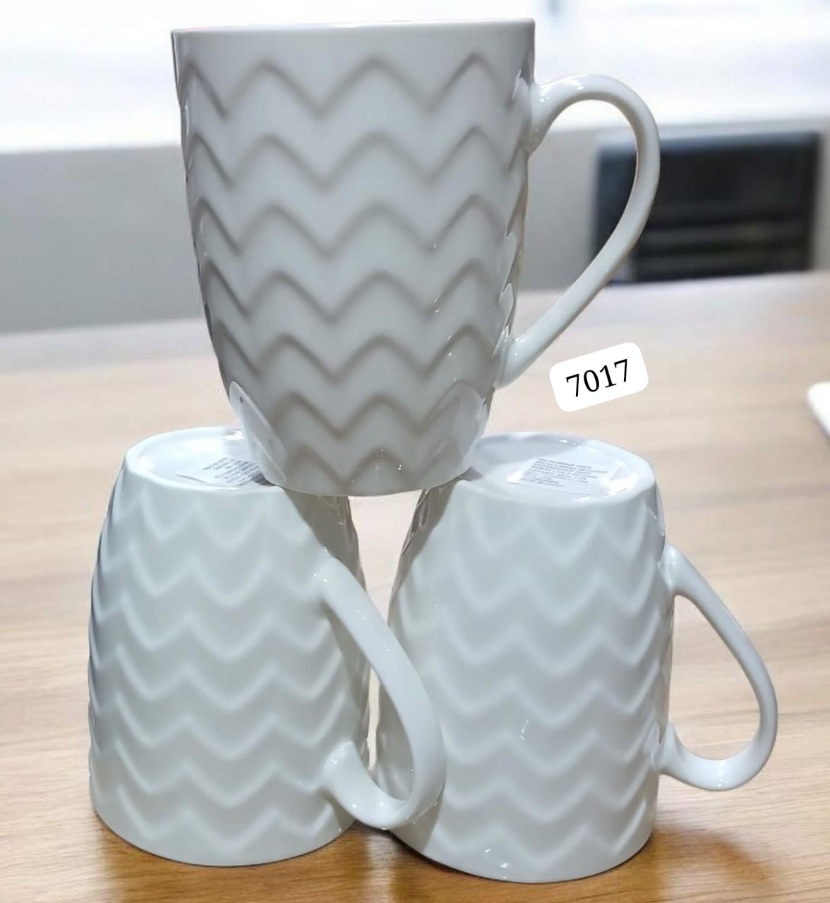 📍🍂TOP QUALITY 🍂📍Classic Ceramic Mugs For Tea/Coffee Set(6) (Vikombe).High Quality Ceramic mug
Perfect for Coffee, Tea, Hot Chocolate, Milk etc
Skillfully Designed to ensure a pleasant Warm hold
Pe