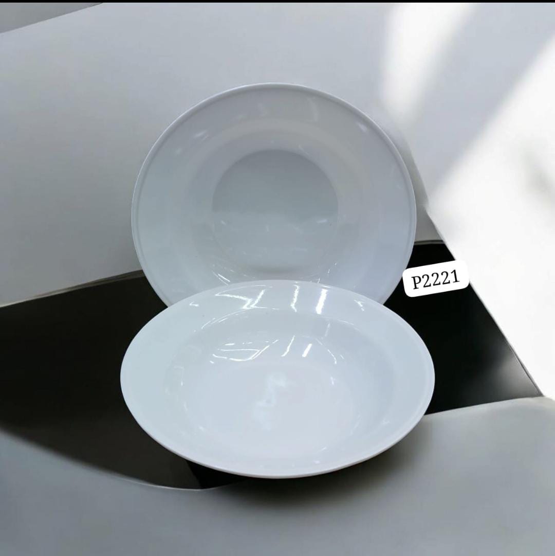 6pcs 9" Oasis Melamine Plate.Made with durable melamine, the dinnerware offers a break- and crack-resistant construction that’s ideal for catering, food service, or everyday use.Because this unique ma