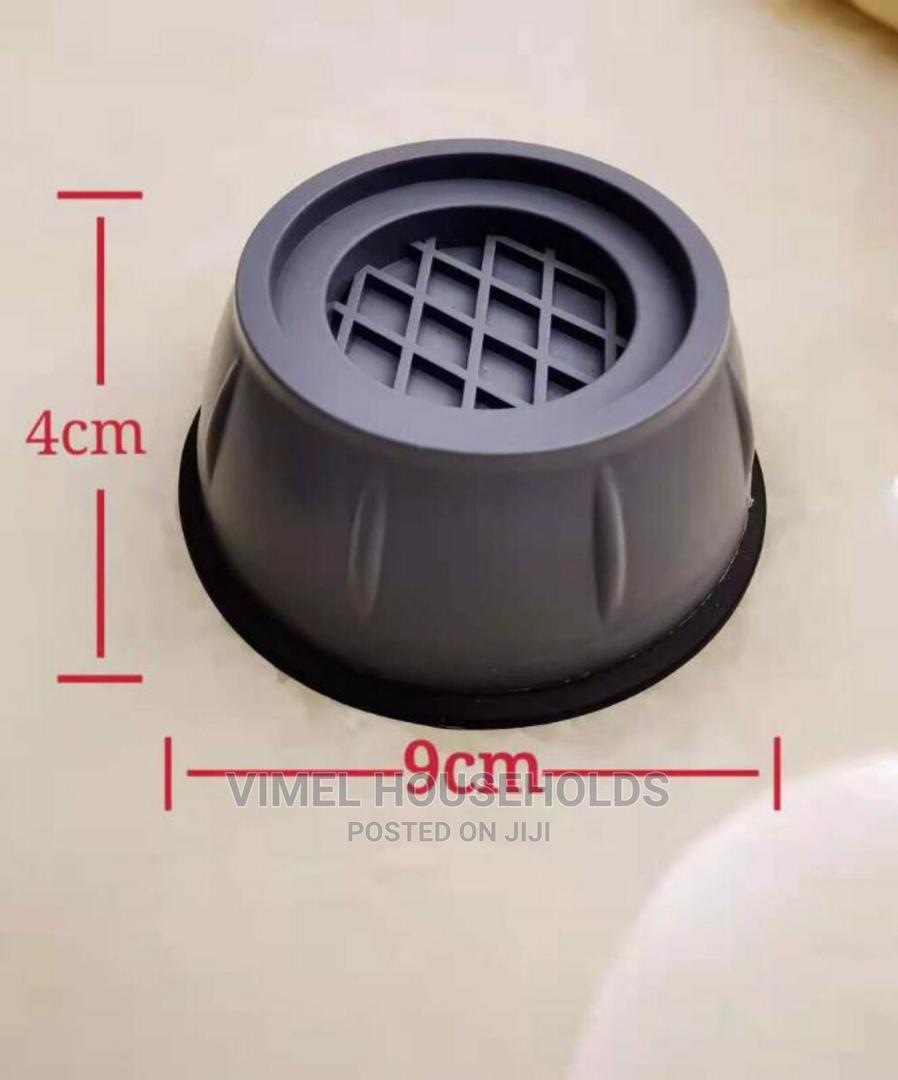 4Pcs Washing Machine Anti Vibration Pads and Dryer, Shock Noise Cancelling Washing Machine Support, Prevent Moving Universal Size